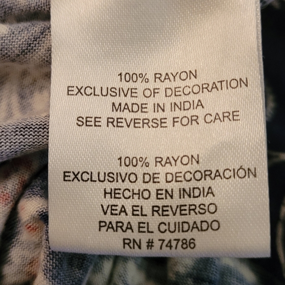 Blouse by Bila - Picture 7 of 7